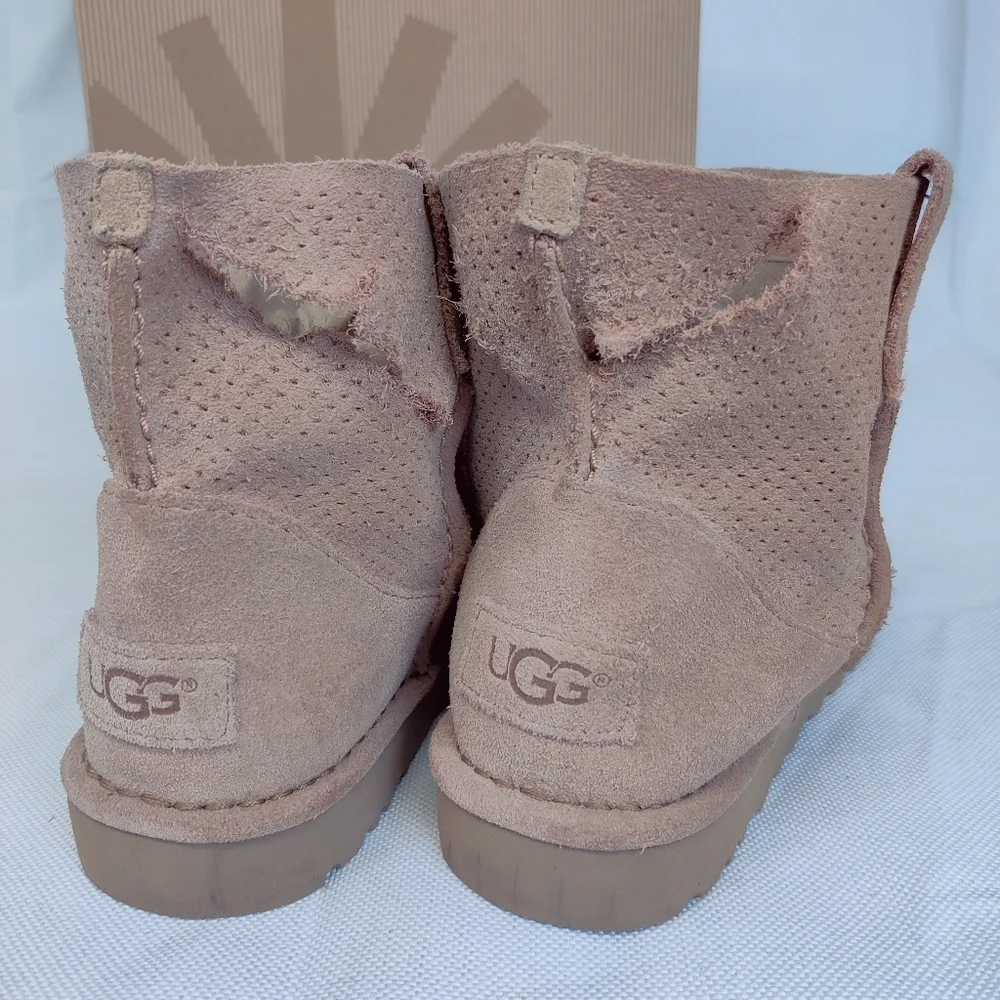 Ugg Classic Unlined Mini Perf Boots Tan Size 6 w/ Flaws